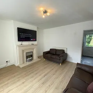 https://191-wyndhurst-road.hotelsin-nottingham.com
