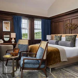 The White Horses By Everly Collection 4* Hove